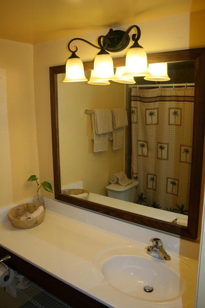 Hotel On The Cay Кристианстед Екстериор снимка
