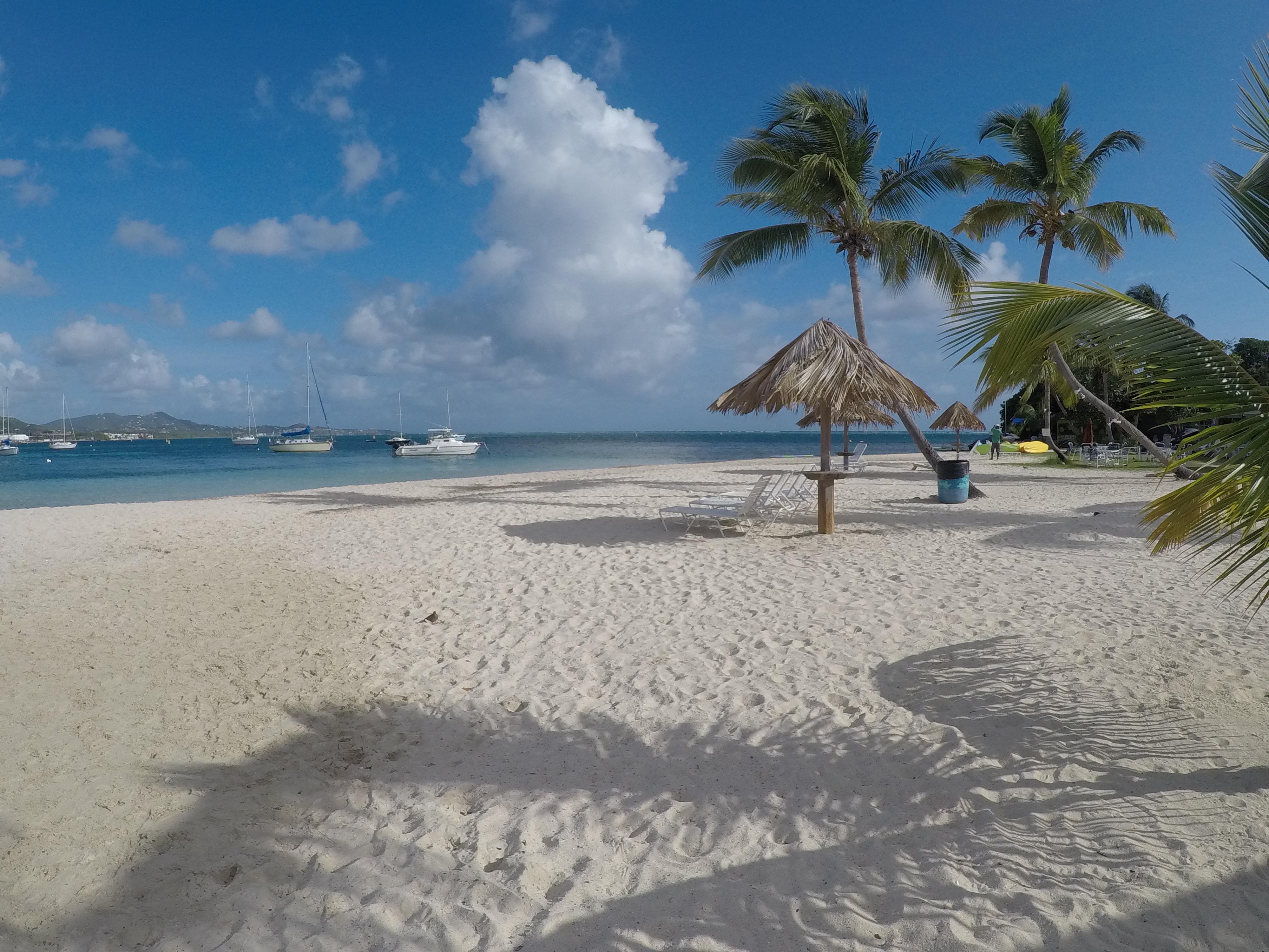 Hotel On The Cay Кристианстед Екстериор снимка