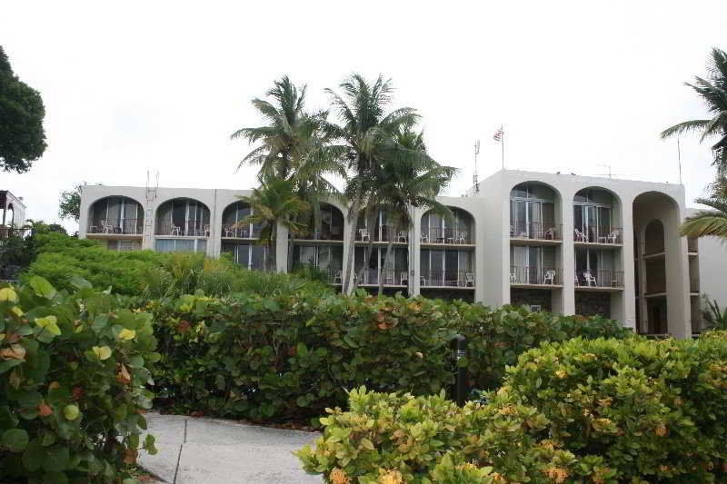 Hotel On The Cay Кристианстед Екстериор снимка