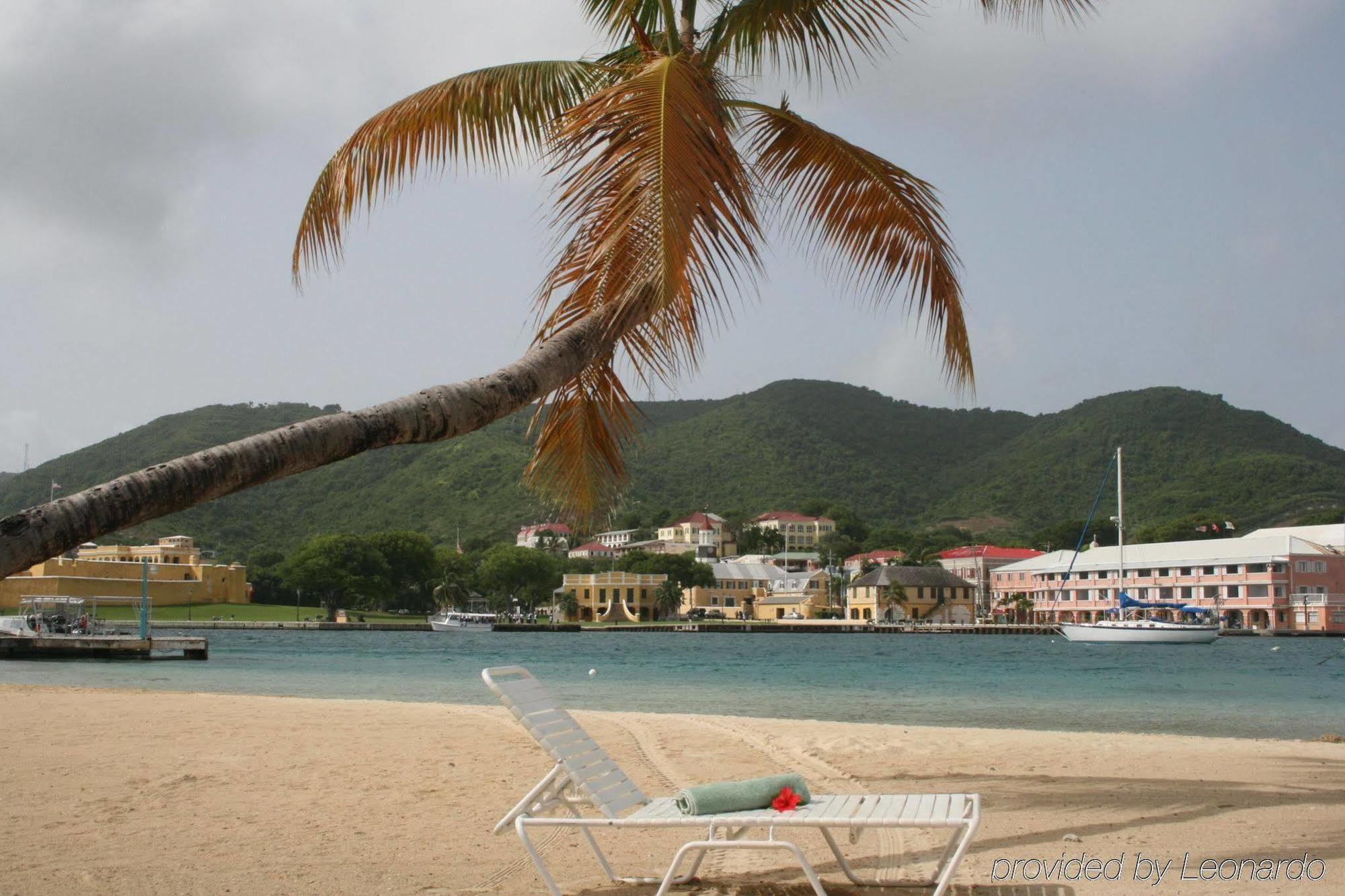 Hotel On The Cay Кристианстед Екстериор снимка