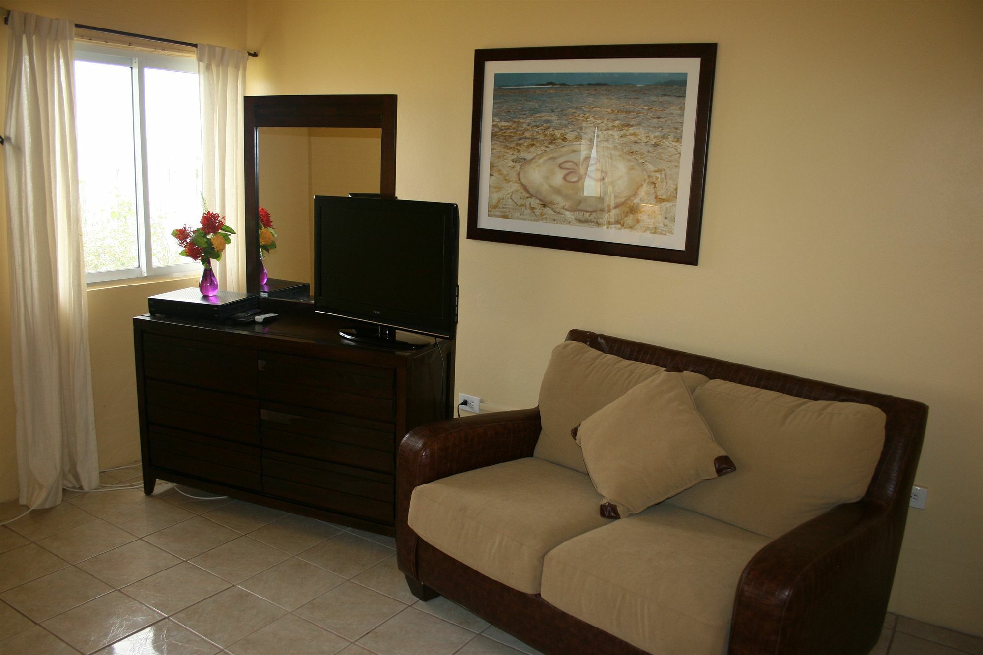 Hotel On The Cay Кристианстед Екстериор снимка